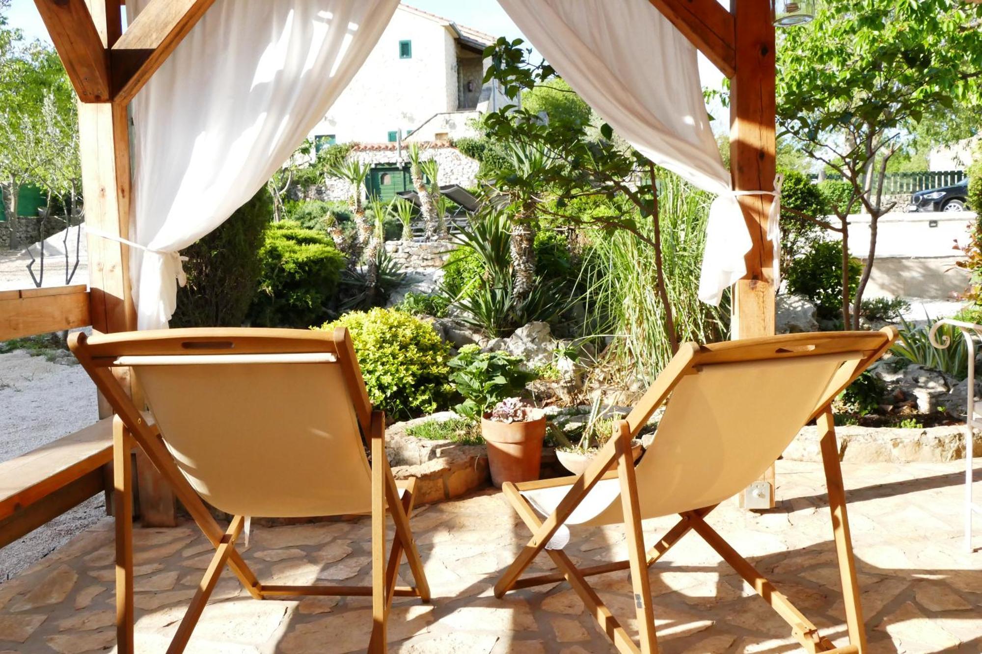 Kalpic Suites & Villa Лозовац Екстериор снимка