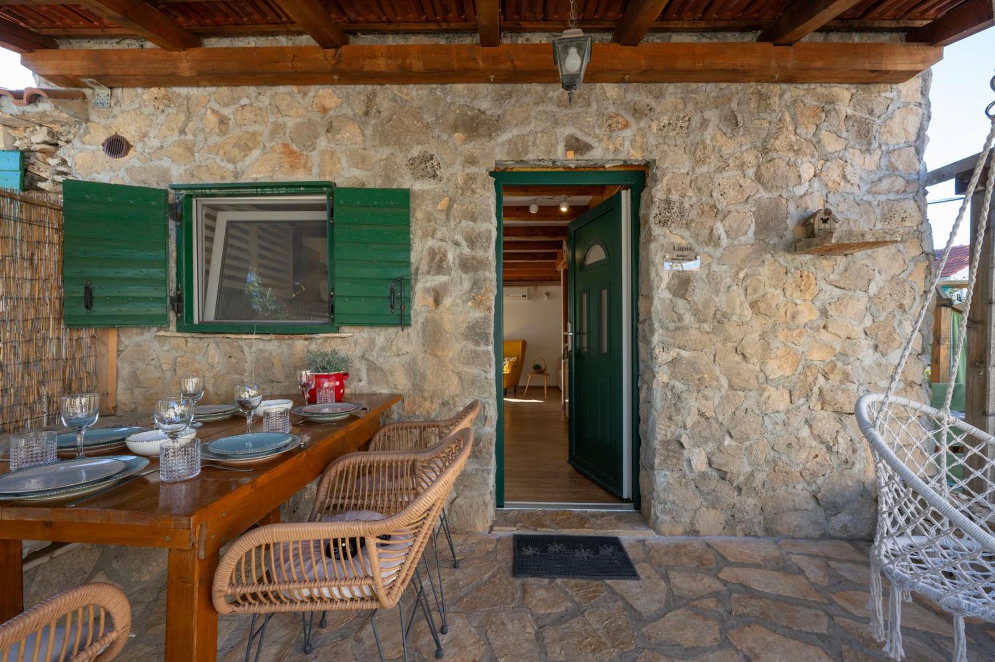 Kalpic Suites & Villa Лозовац Екстериор снимка